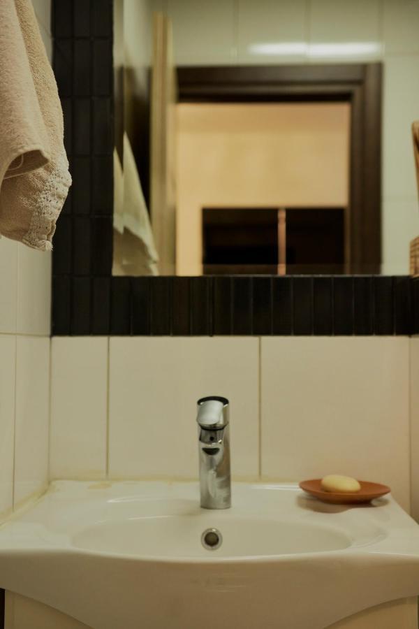 Diamond Butterfly Apartment Skopje Eksteriør billede