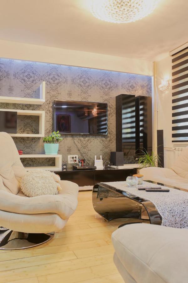 Diamond Butterfly Apartment Skopje Eksteriør billede