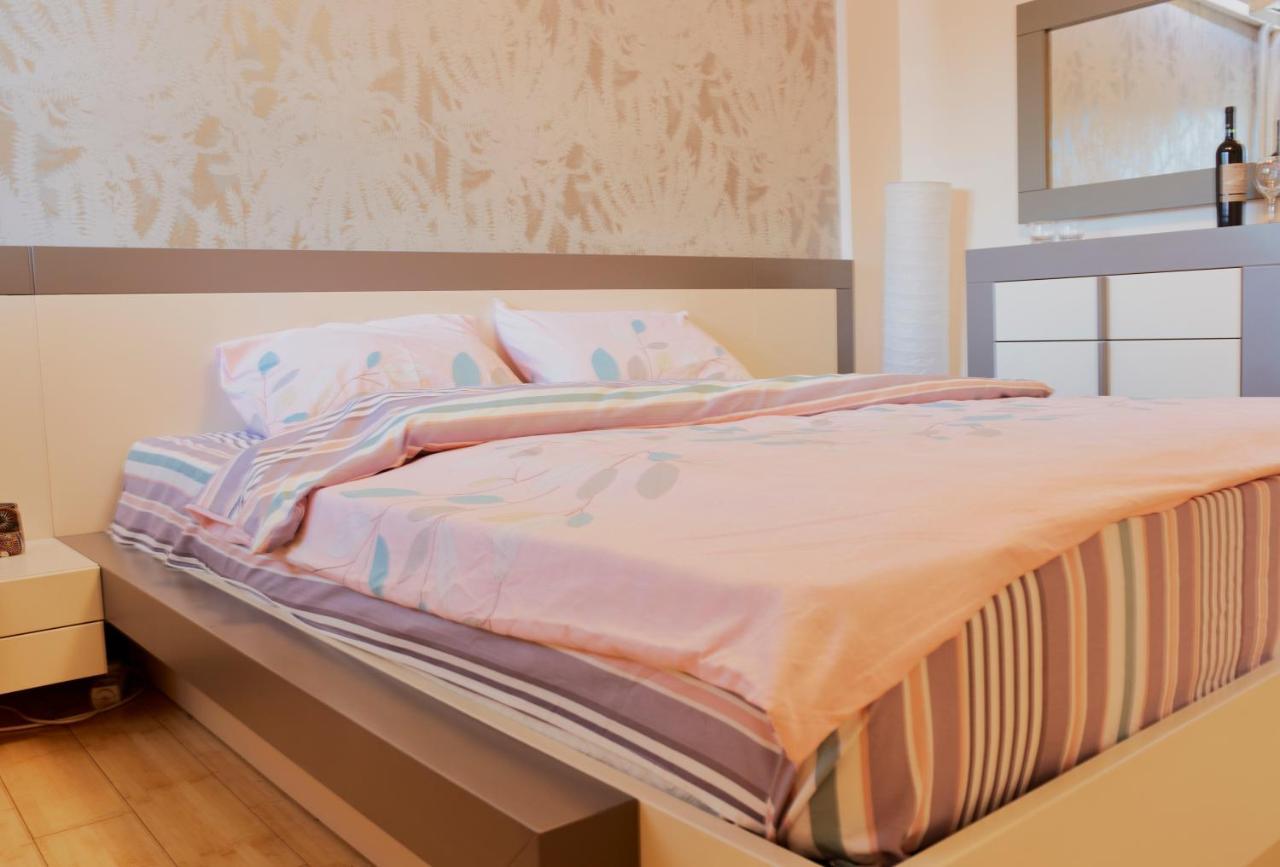 Diamond Butterfly Apartment Skopje Eksteriør billede